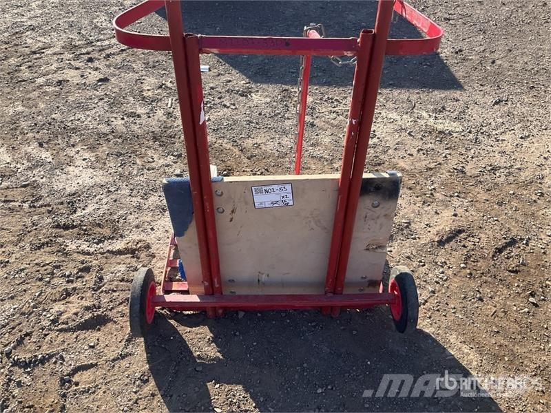 Quantity of (2) Trolley Andere Zubehörteile