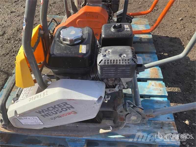 Quantity of (2) Vibratory Plate Compactor Vibraatorid