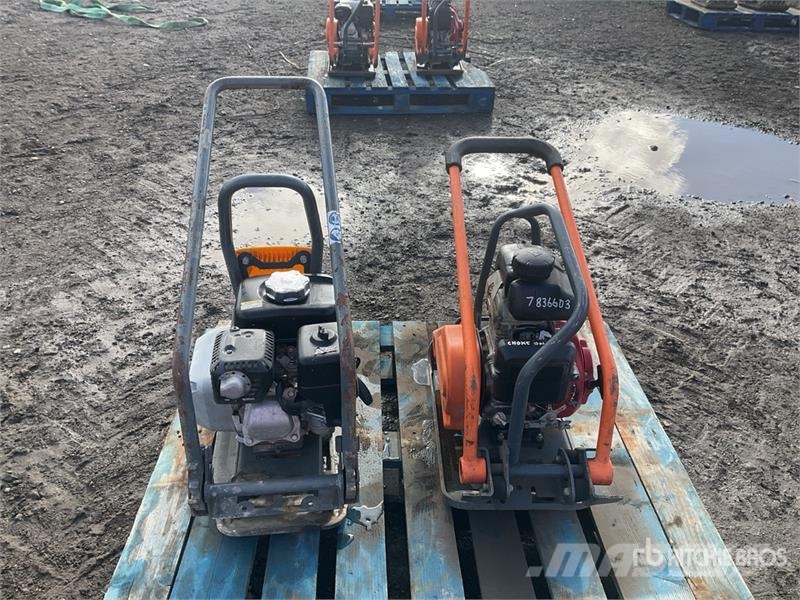 Quantity of (2) Vibratory Plate Compactor Vibraatorid