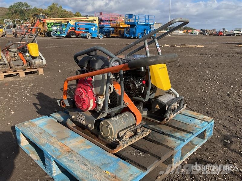 Quantity of (2) Vibratory Plate Compactor Vibraatorid