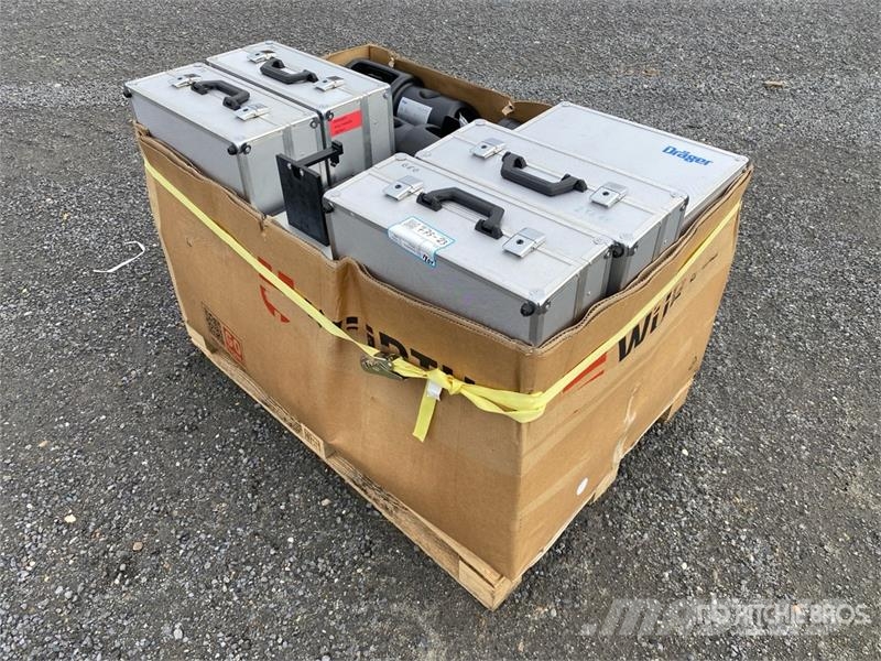  Quantity of (20) Dräger 4-Gas Detector معدات البناء - غير ذلك