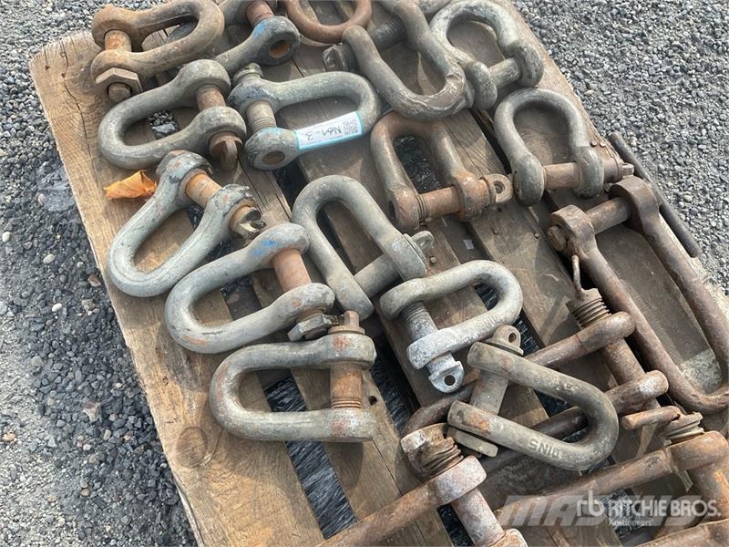 Quantity of (22) Shackles Egyéb alkatrészek