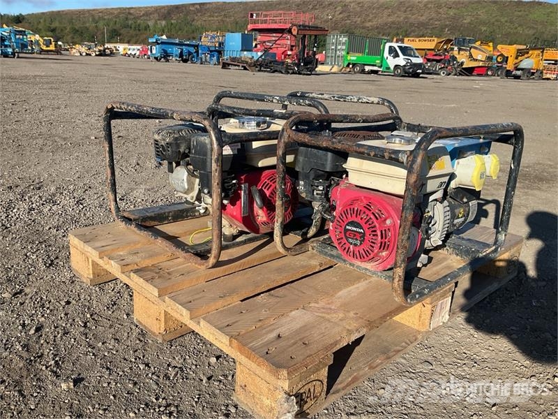 Quantity of (3) 2.7 kW Generator Set Naftové generátory