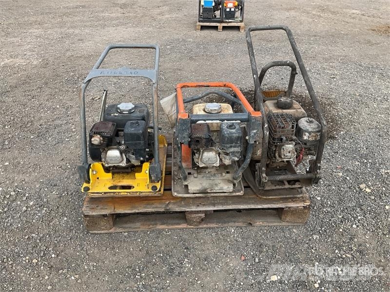 Quantity of (3) 2020 Wacker Neuson VP130A Vibrator Vibratori