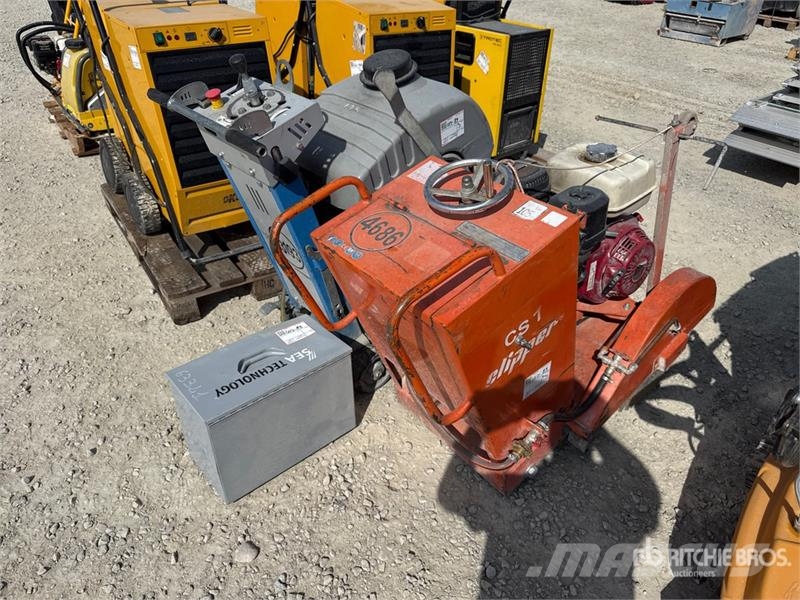 Quantity of (3) Asphalt Cutter Accesorios máquina de asfalto