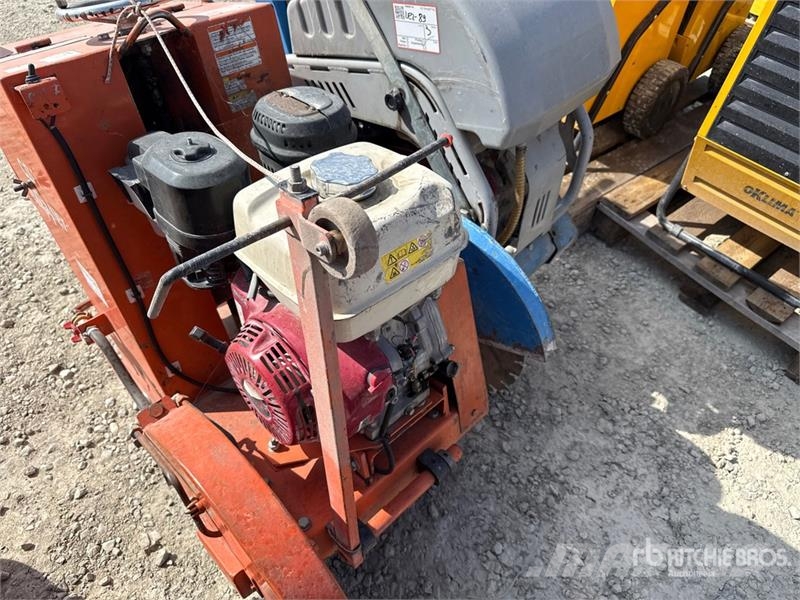 Quantity of (3) Asphalt Cutter Accesorios máquina de asfalto
