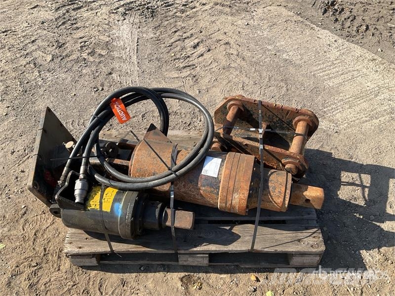 Quantity of (3) Auger Bit Ostale kargo komponente