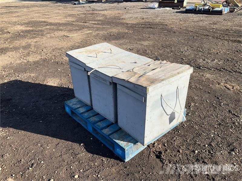 Quantity of (3) Boxes of Ritelite Work Lights Entreprenør - Andet