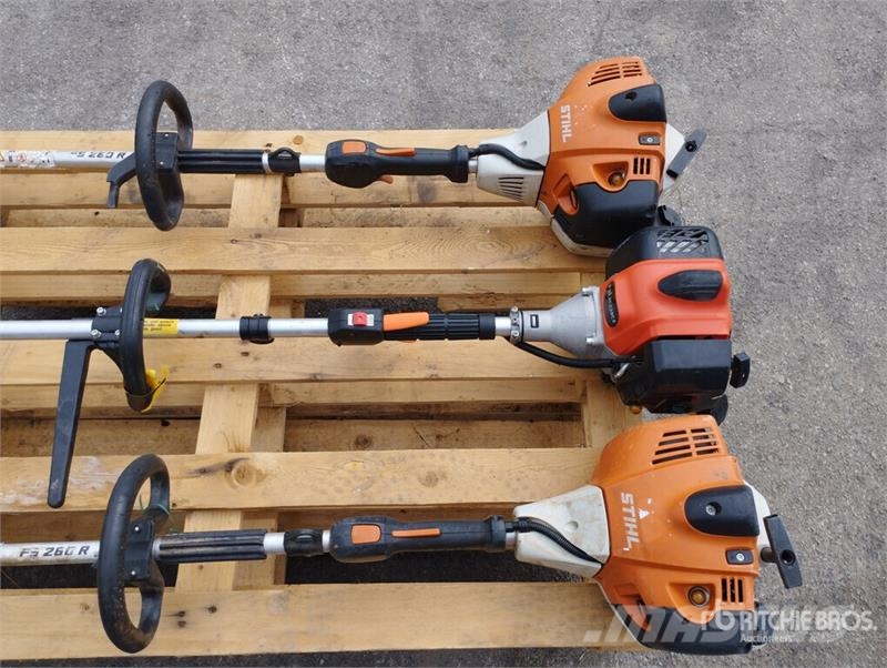 Quantity of (3) Brush Cutter Стъблорезачки