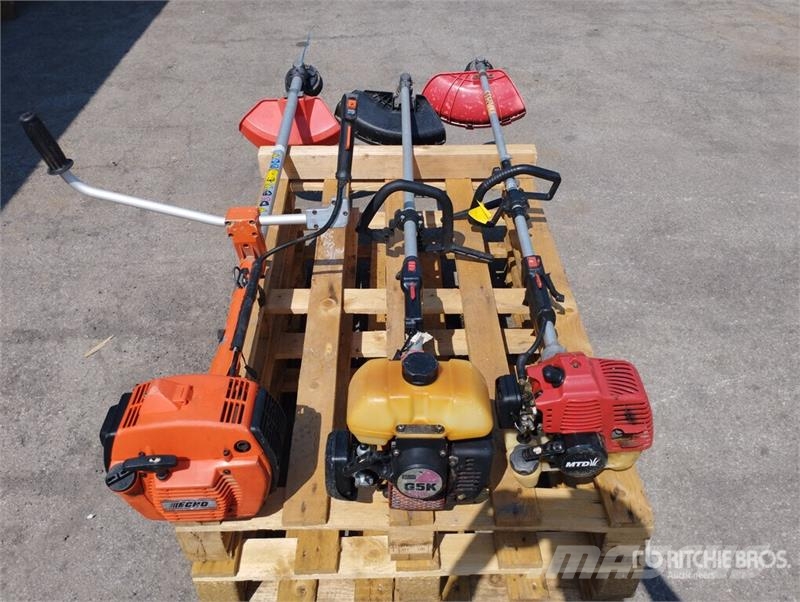Quantity of (3) Brush Cutter Стъблорезачки