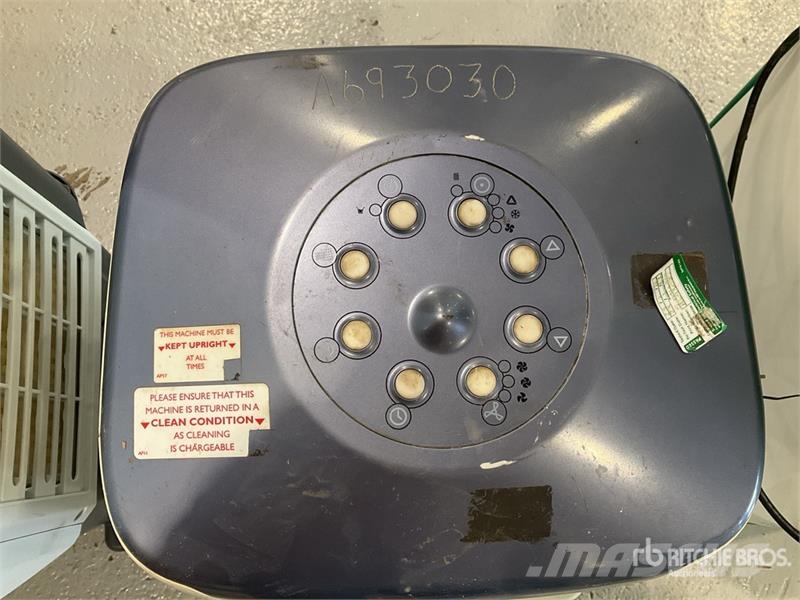 Quantity of (3) Dehumidifier Andere Zubehörteile