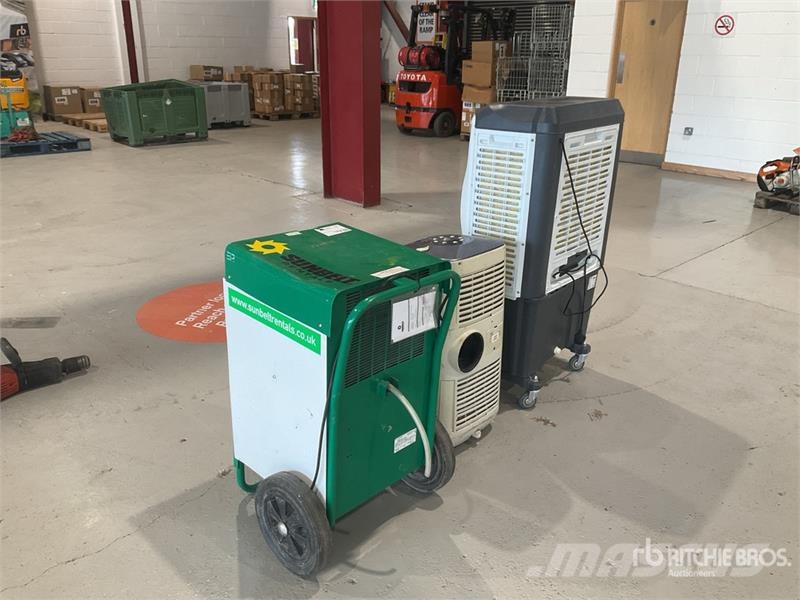 Quantity of (3) Dehumidifier Andere Zubehörteile