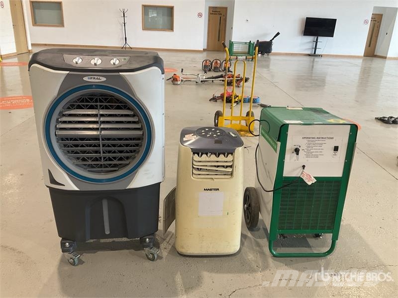 Quantity of (3) Dehumidifier Andere Zubehörteile
