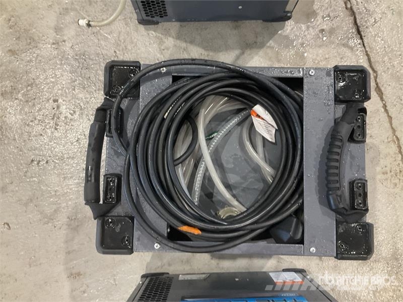 Quantity of (3) Dri-Eaz The Cube Dehumidifier Andere Zubehörteile
