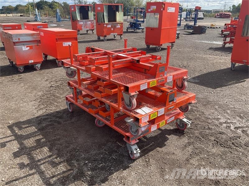 Quantity of (3) Eazytools Material Rack Andere Zubehörteile
