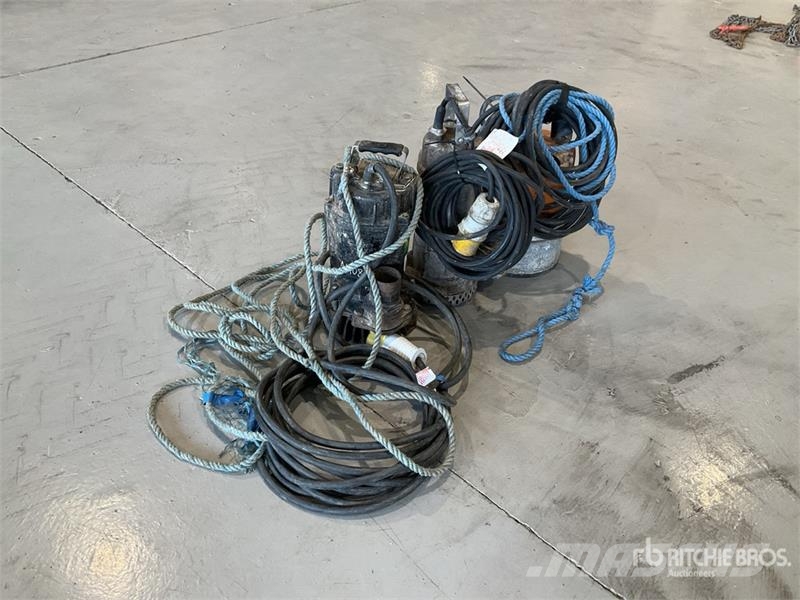 Quantity of (3) Electric Submersible Water Pump Andere Zubehörteile
