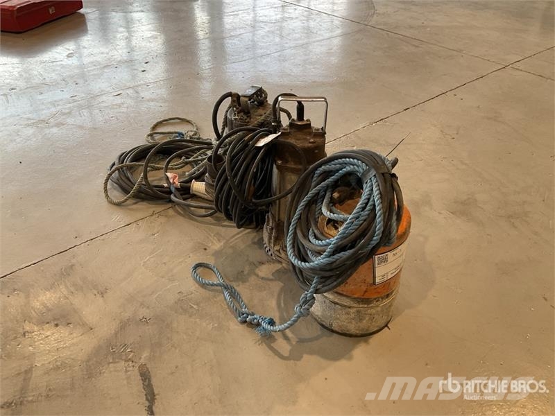 Quantity of (3) Electric Submersible Water Pump Andere Zubehörteile