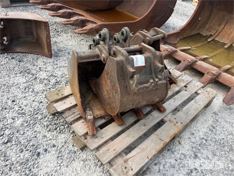 Quantity of (3) Excavator Bucket Žlice