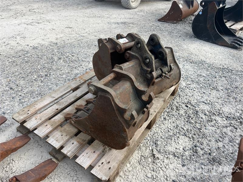 Quantity of (3) Excavator Bucket Žlice