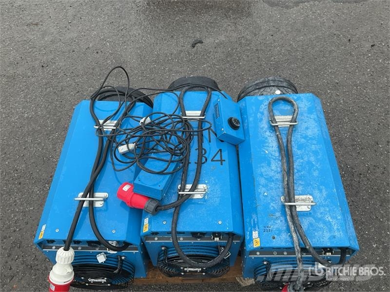  Quantity of (3) FFHT32-18 Space Heater معدات التسخين والإذابة