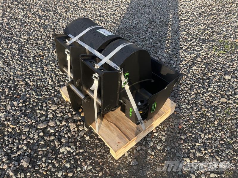 Quantity of (3) Haener 700 mm Package of Excavato دلاء