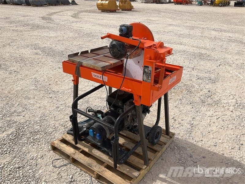 Quantity of (3) Hammer, Cutting Table & Power Unit Andet tilbehør