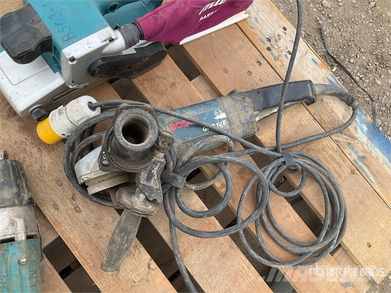 Quantity of (3) Hand Tools Other components