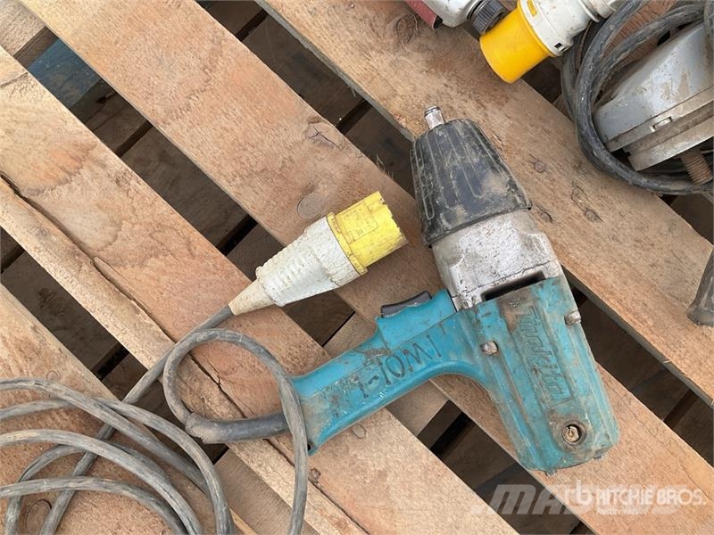 Quantity of (3) Hand Tools Other components