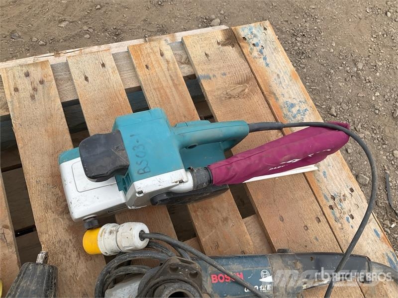 Quantity of (3) Hand Tools Other components