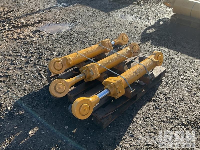  Quantity of (3) Hydraulic Parts Hydraulics