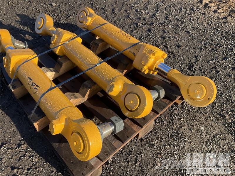  Quantity of (3) Hydraulic Parts Hydraulics