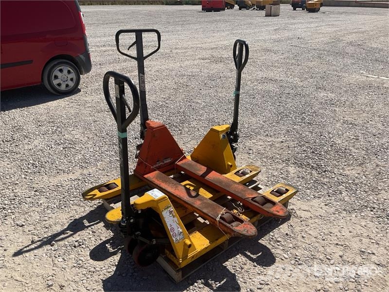  Quantity of (3) Ibernest Pallet Jack (Inoperable) Rokas palešu ratiņi
