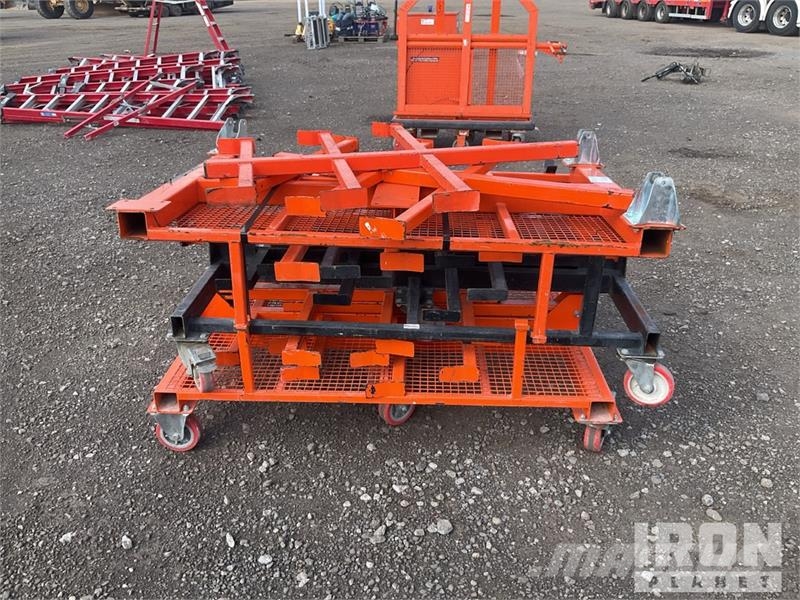 Quantity of (3) Material Rack Andere Zubehörteile