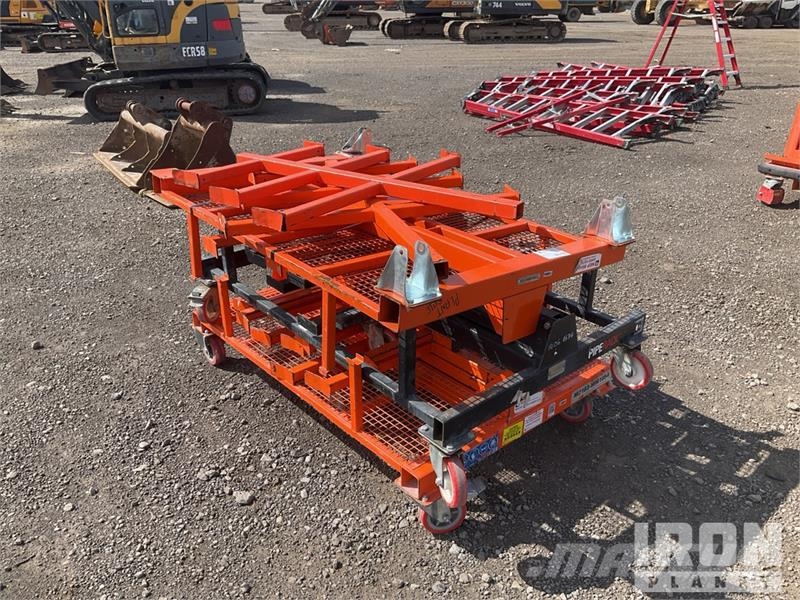 Quantity of (3) Material Rack Andere Zubehörteile
