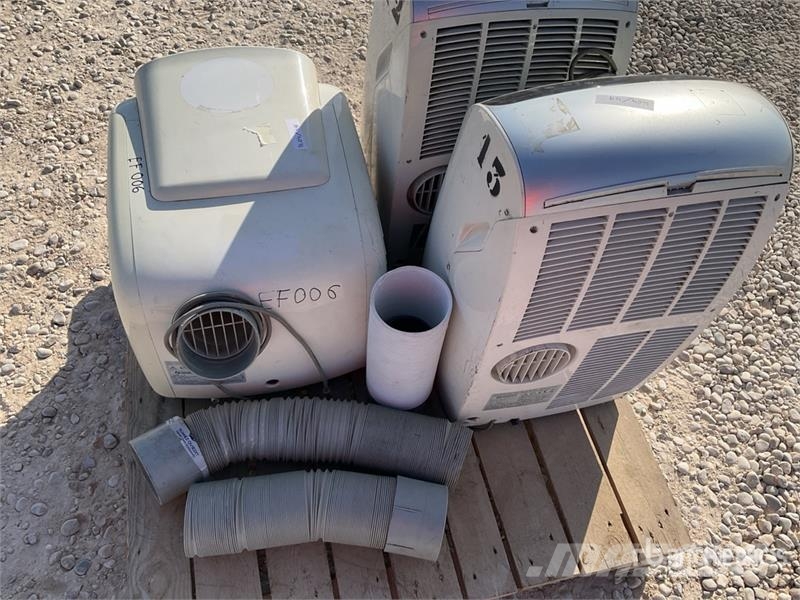 Quantity of (3) Olimpia Splendid Air Conditioner Kühl- und Heizsysteme