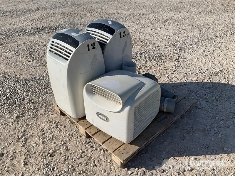 Quantity of (3) Olimpia Splendid Air Conditioner Kühl- und Heizsysteme