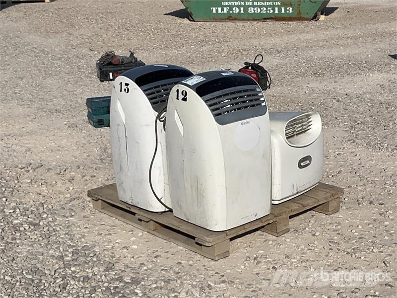 Quantity of (3) Olimpia Splendid Air Conditioner Kühl- und Heizsysteme