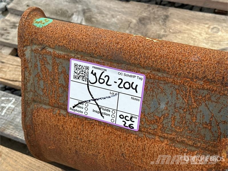 Quantity of (3) Q/C Digging Excavator Bucket Kašike / Korpe