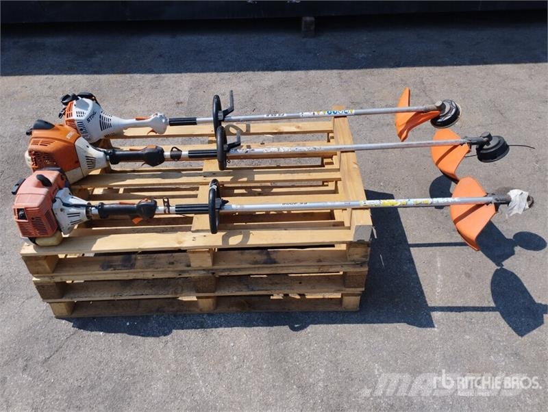 Quantity of (3) Stihl Brush Cutter Стъблорезачки