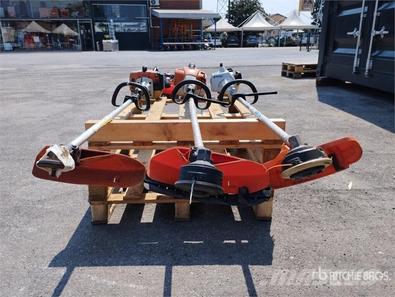 Quantity of (3) Stihl Brush Cutter Стъблорезачки