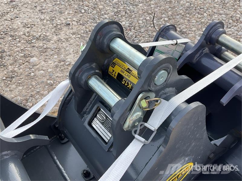 Quantity of (3) Strickland Excavator Bucket - Fits Kašike / Korpe