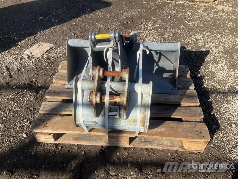 Quantity of (3) Strickland Excavator Bucket - Fits Kašike / Korpe