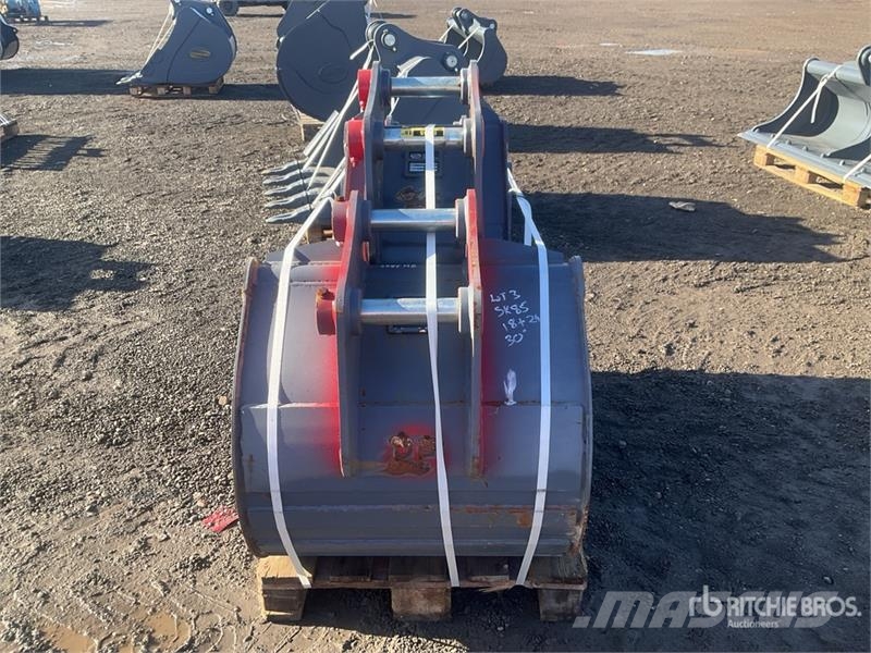 Quantity of (3) Strickland Digging Excavator Bucke دلاء
