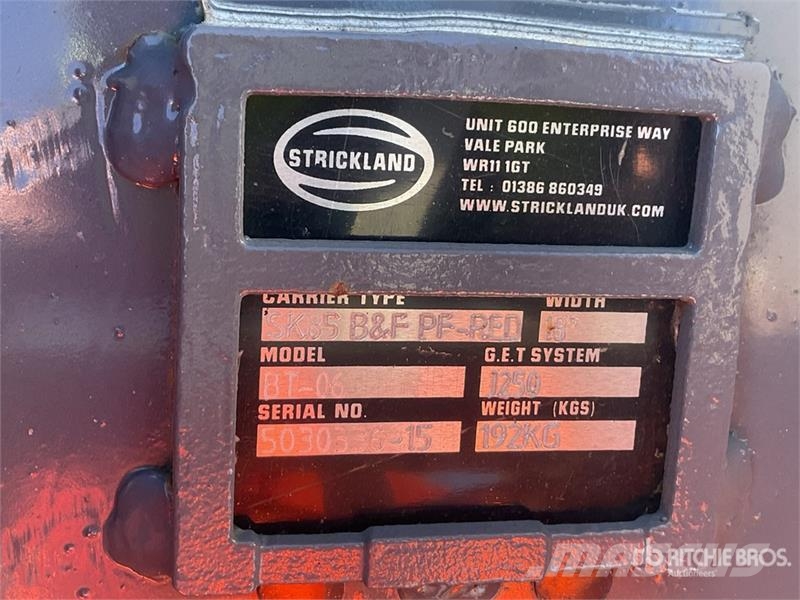 Quantity of (3) Strickland Digging Excavator Bucke دلاء