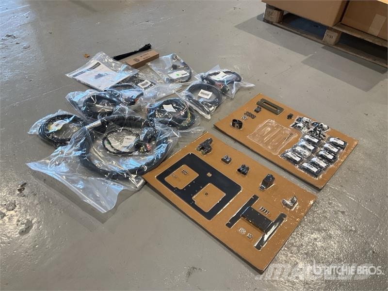 Quantity of (3) Trimble Kit - Base, Cat Dozer D8T Instruments, measuring and automation equipment