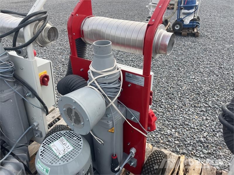Quantity of (3) Ventur SUCTION UNIT Vacuum Cleaner Vacuum cleaners