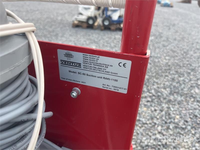 Quantity of (3) Ventur SUCTION UNIT Vacuum Cleaner Vacuum cleaners