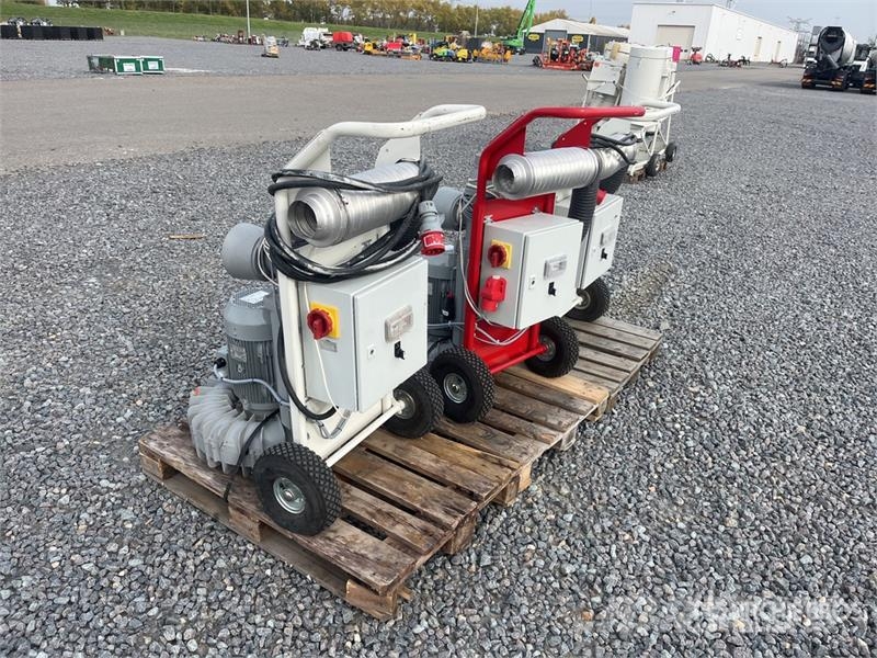 Quantity of (3) Ventur SUCTION UNIT Vacuum Cleaner Vacuum cleaners