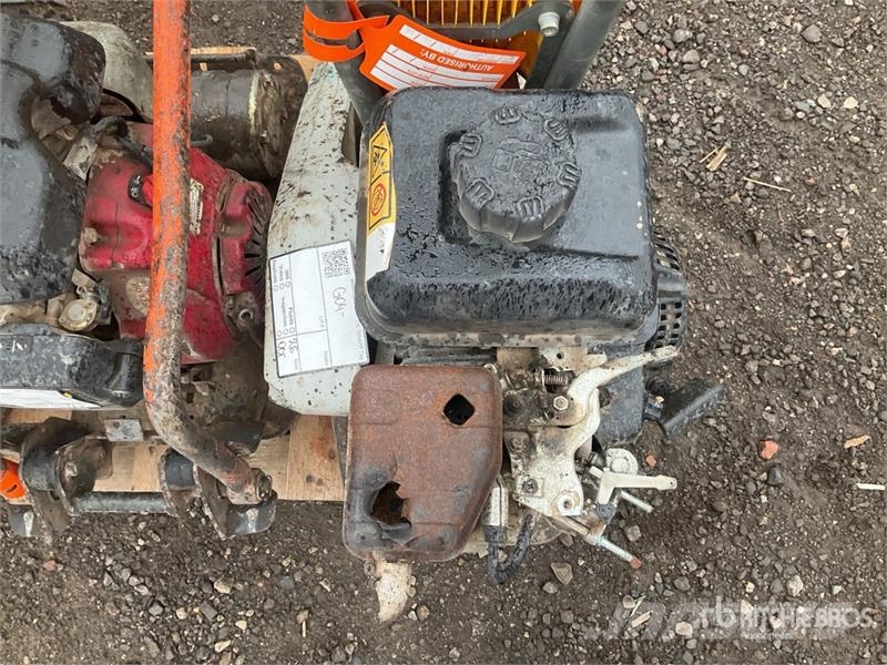Quantity of (3) Vibratory Plate Compactor Виброплиты и вибротрамбовки