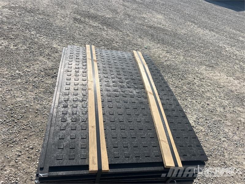  Quantity of (35) Connectable Road Plates Details ( Drugi deli